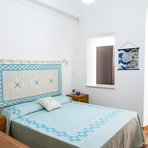  Apartamento Santa Restituta In Centre Q4825